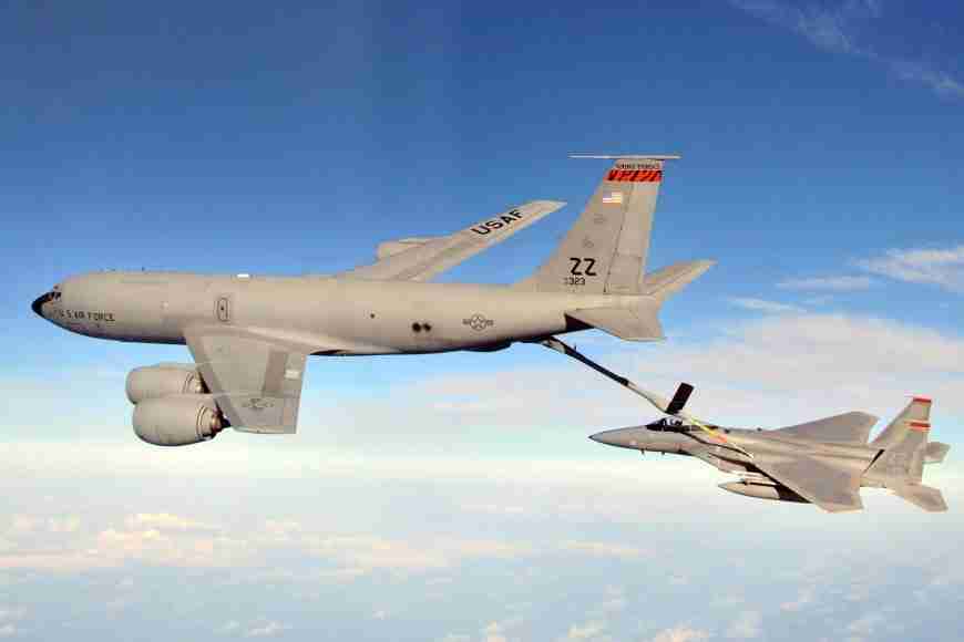 Refueling-Tanker Refueling-Tanker